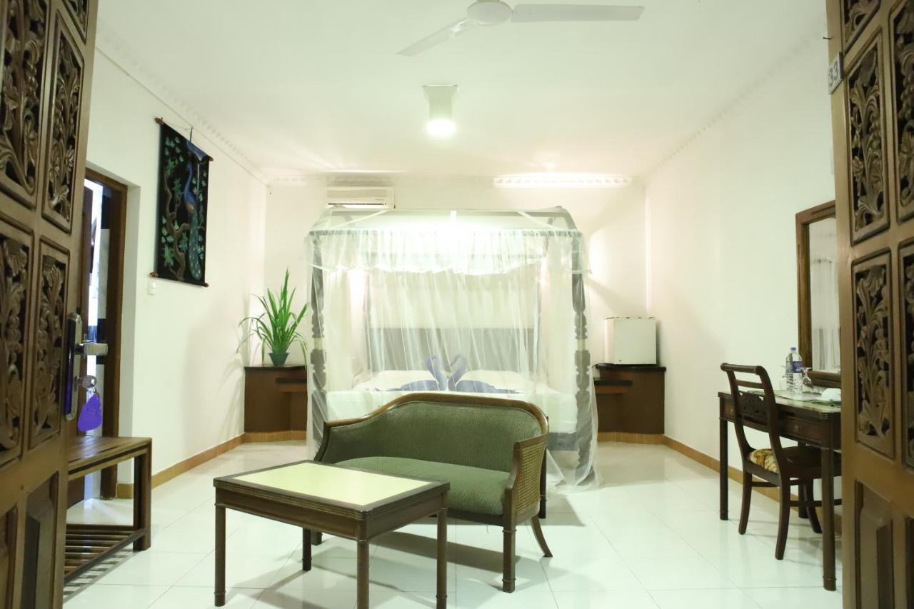 Bougain Villa Bentota Extérieur photo