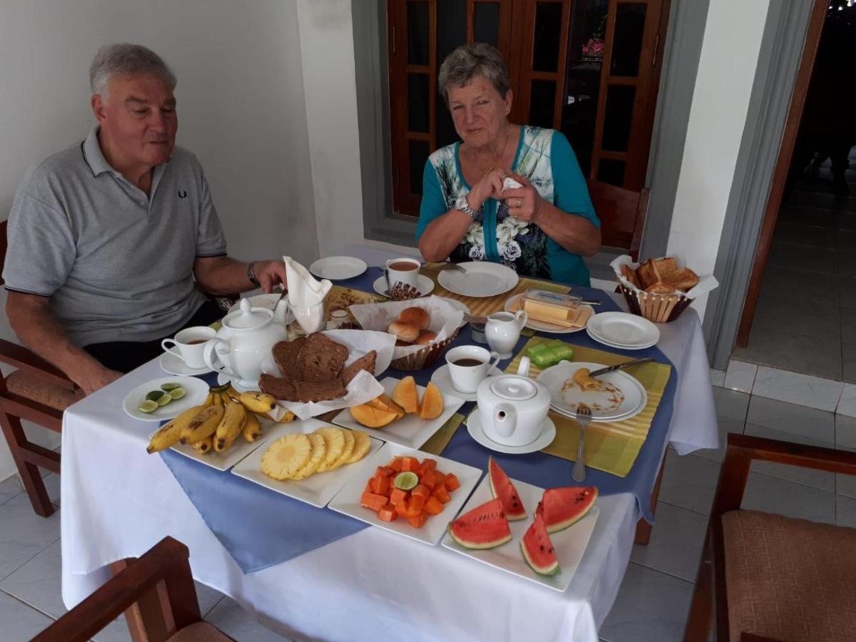 Bougain Villa Bentota Extérieur photo