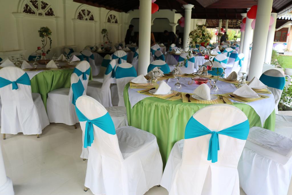 Bougain Villa Bentota Extérieur photo