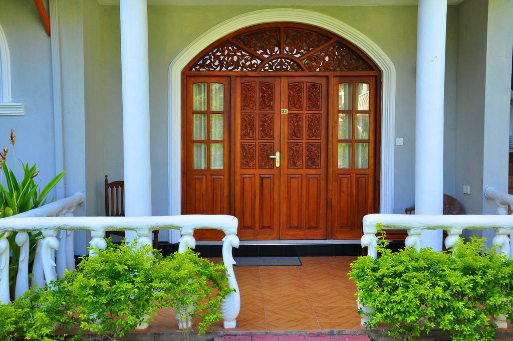 Bougain Villa Bentota Extérieur photo