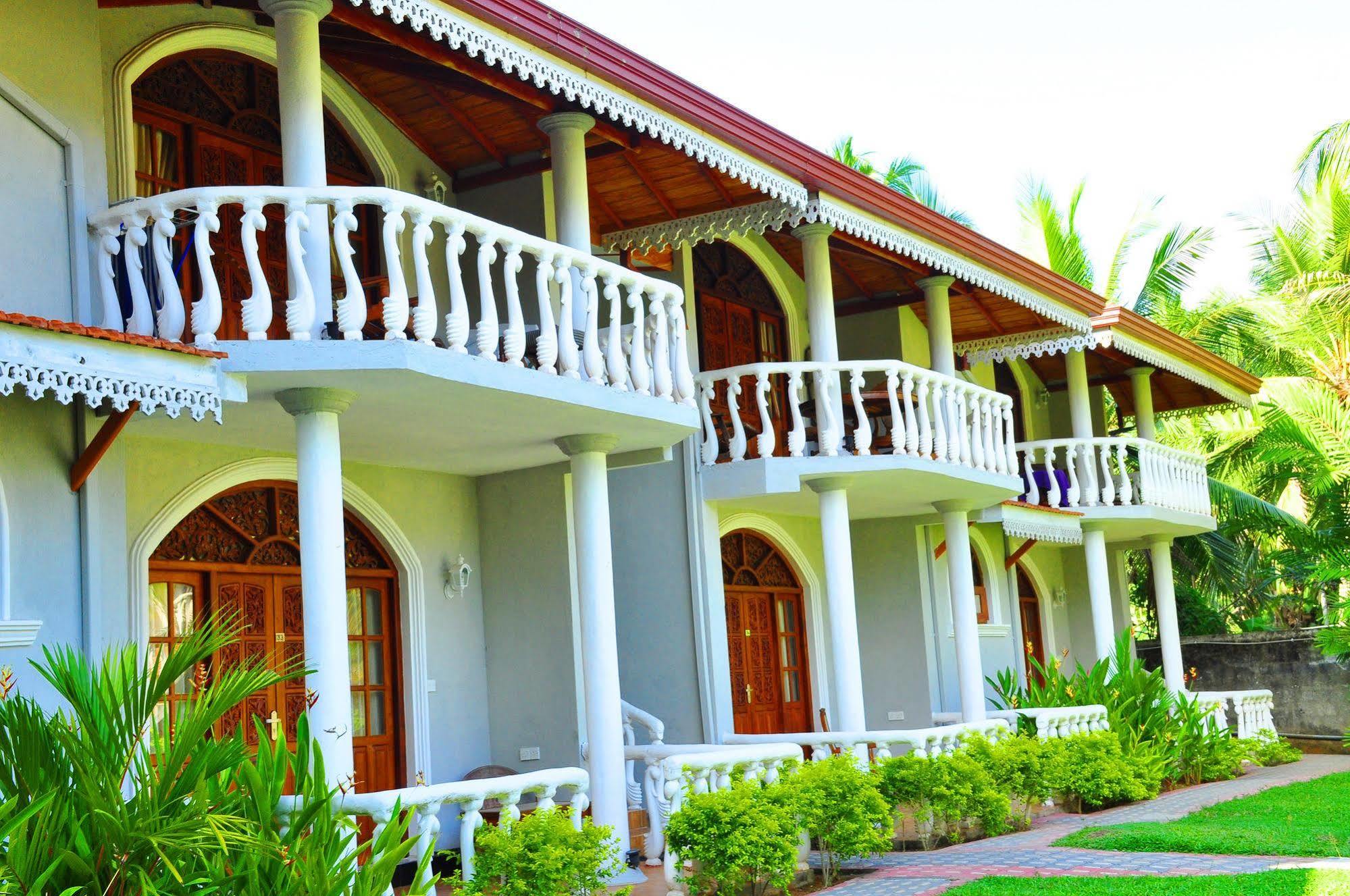 Bougain Villa Bentota Extérieur photo
